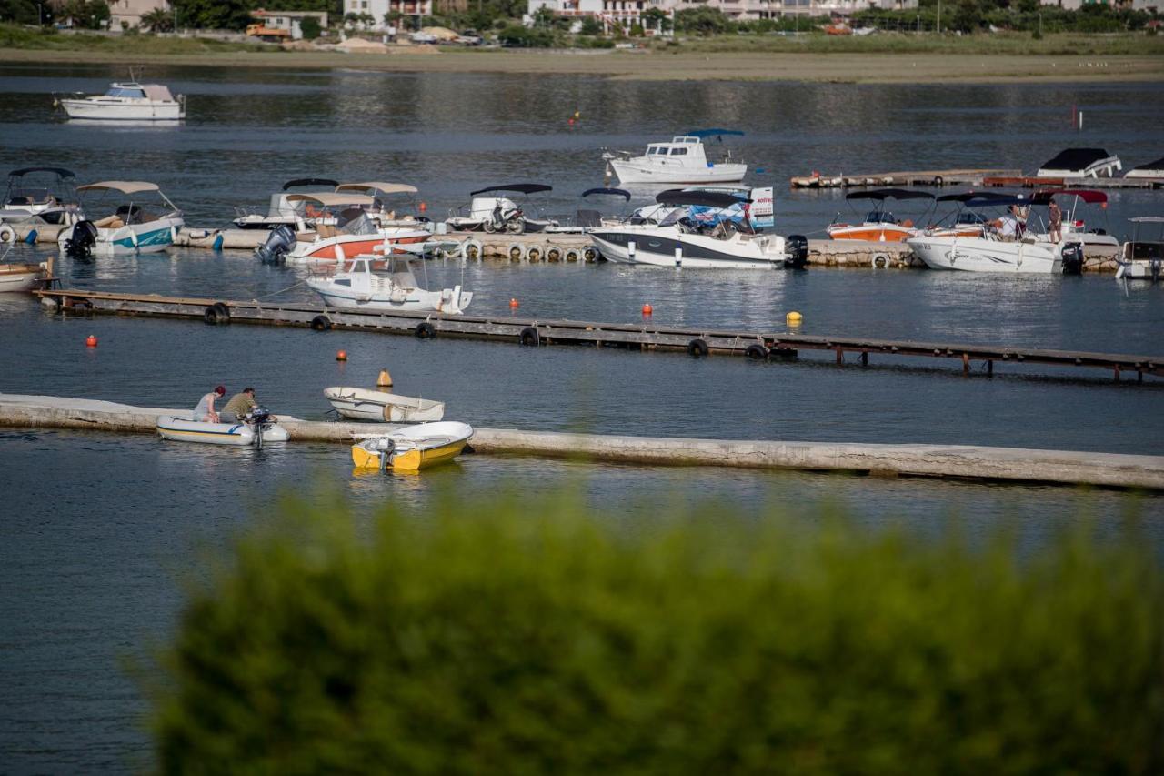 Apartmani Sanjin Tariba Supetarska Draga Exteriör bild
