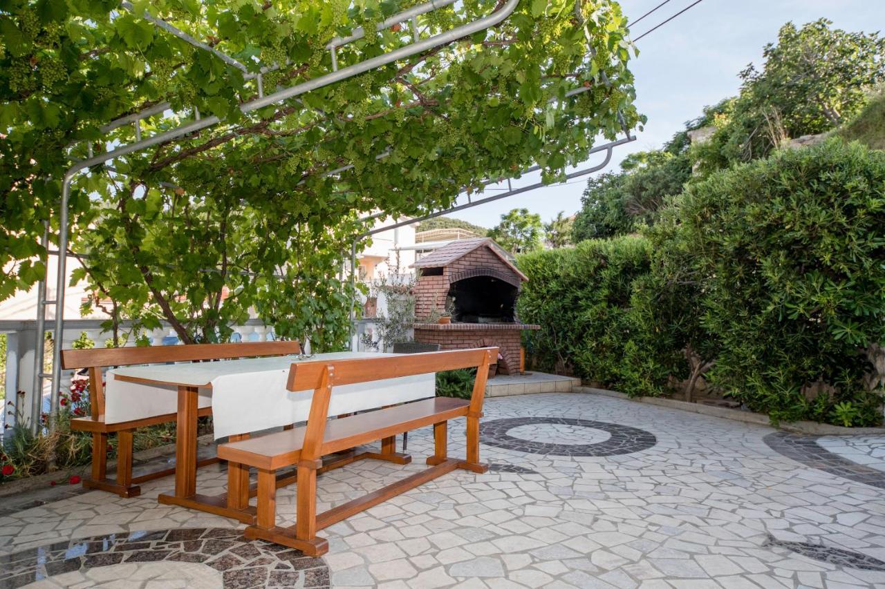 Apartmani Sanjin Tariba Supetarska Draga Exteriör bild
