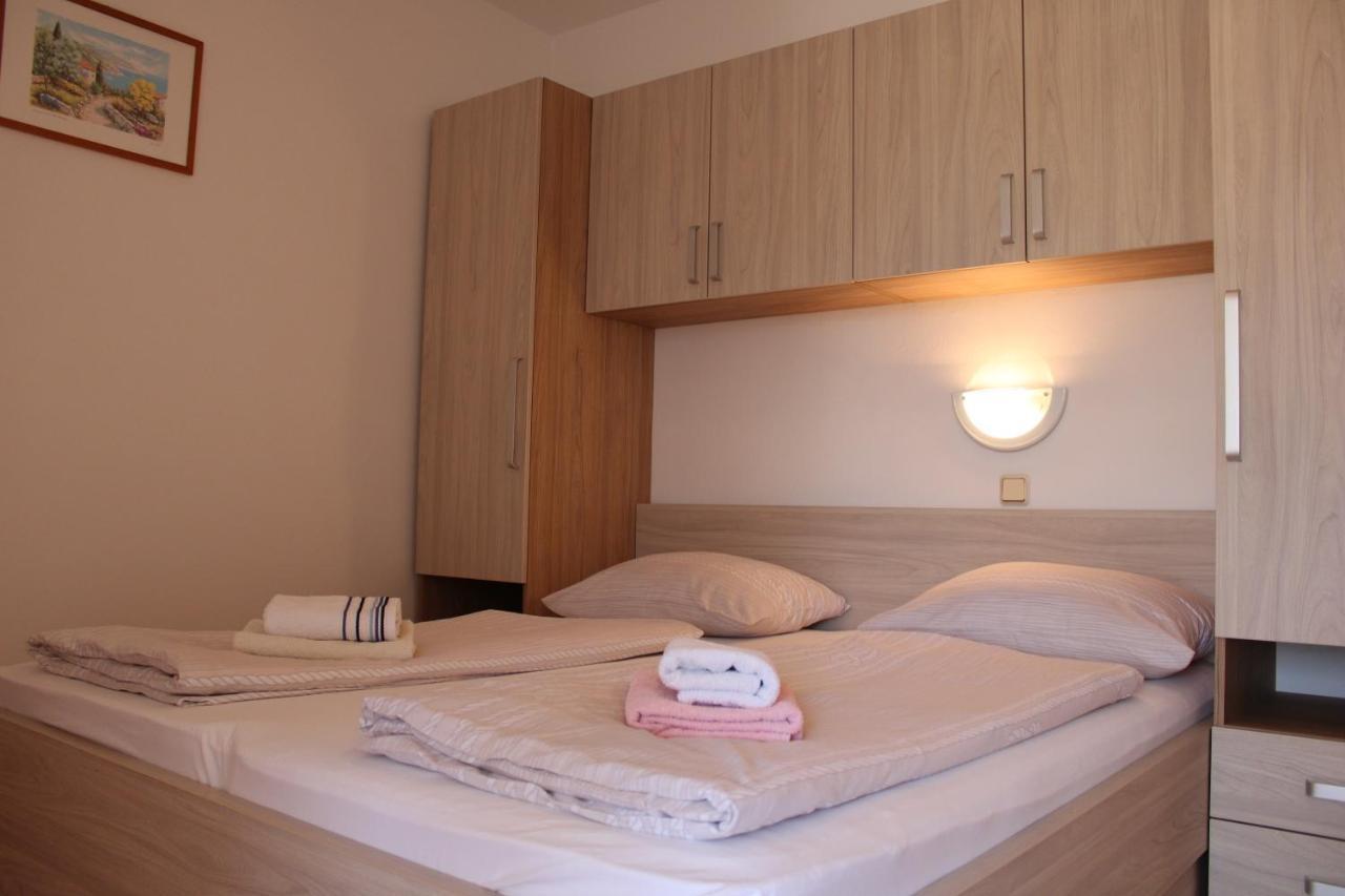 Apartmani Sanjin Tariba Supetarska Draga Exteriör bild