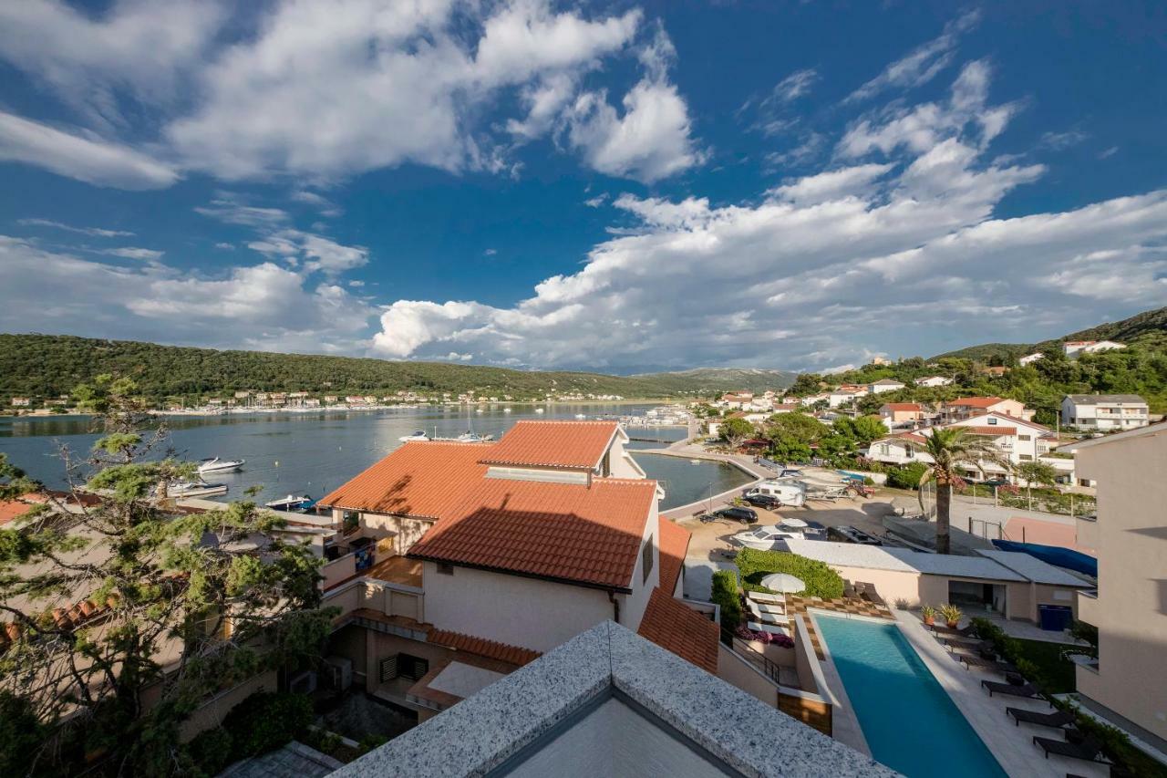 Apartmani Sanjin Tariba Supetarska Draga Exteriör bild