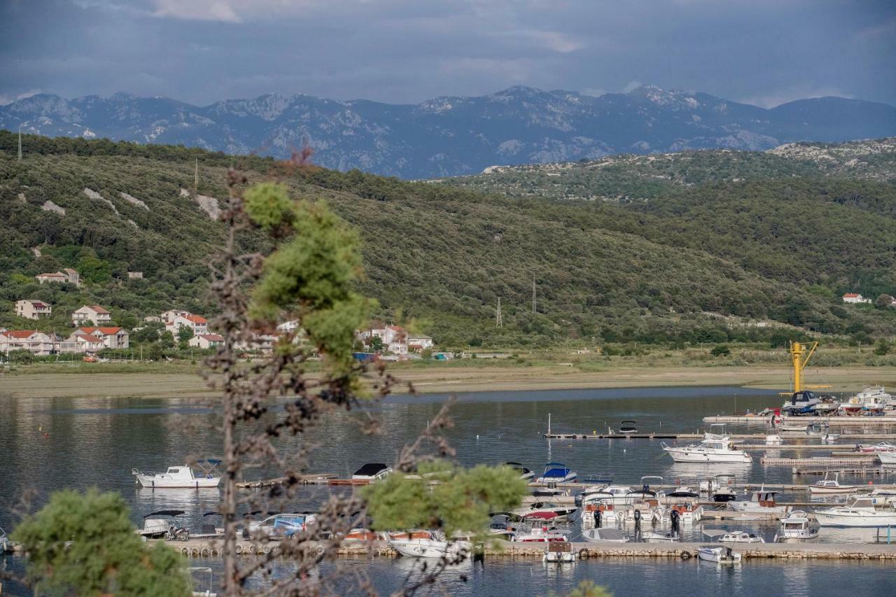 Apartmani Sanjin Tariba Supetarska Draga Exteriör bild
