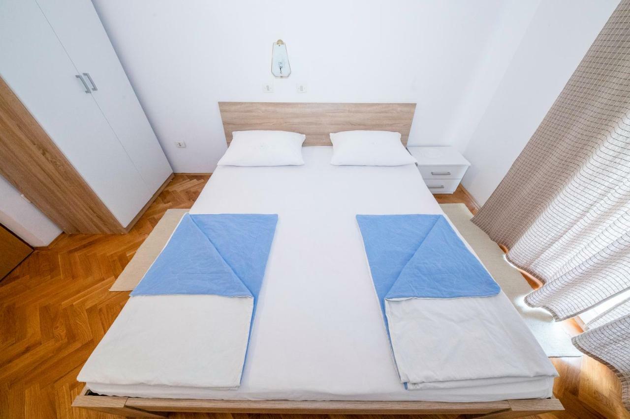 Apartmani Sanjin Tariba Supetarska Draga Exteriör bild