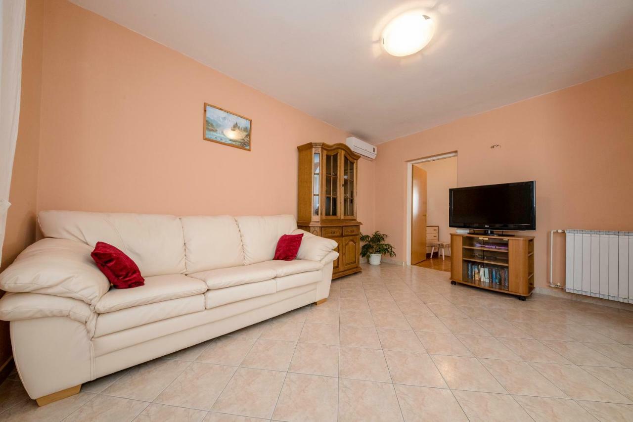 Apartmani Sanjin Tariba Supetarska Draga Exteriör bild