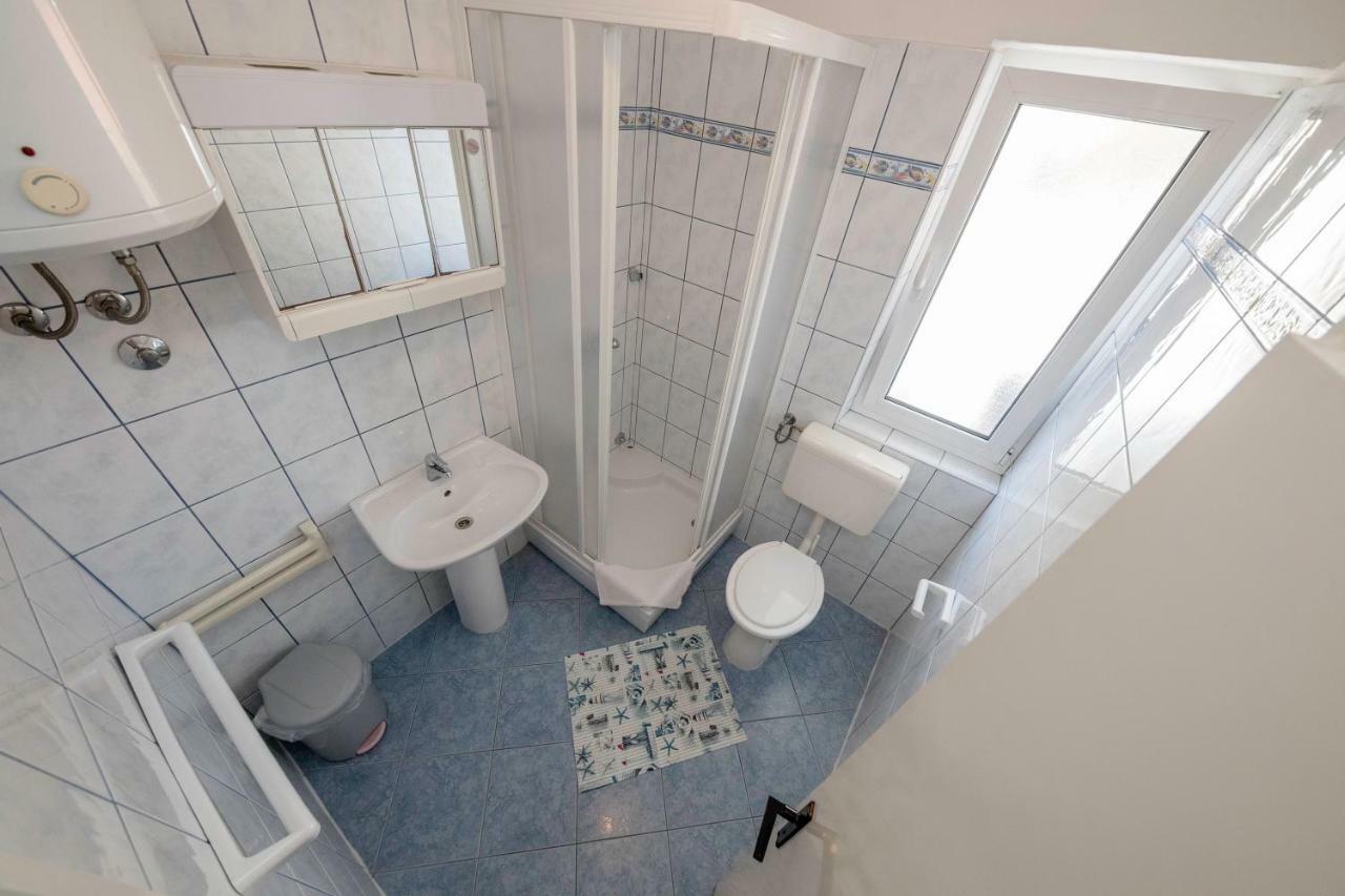 Apartmani Sanjin Tariba Supetarska Draga Exteriör bild